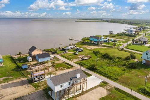 Gilchrist House | The White Heron home