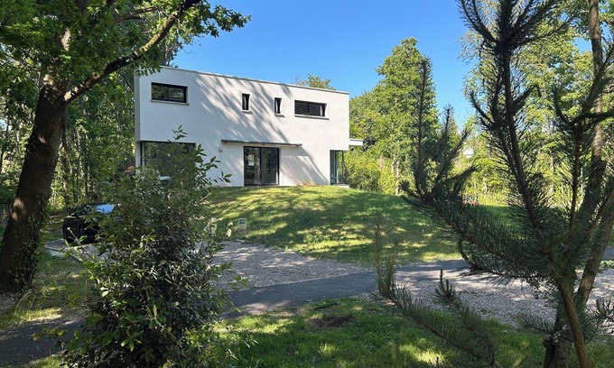 Le Touquet-Paris-Plage Villa | THE WHITE HOUSE (AIR-CONDITIONED)