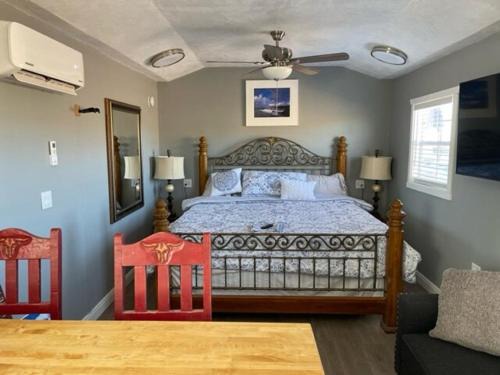 Fredonia House | The Wild Toro The Wild West 40 Homestead