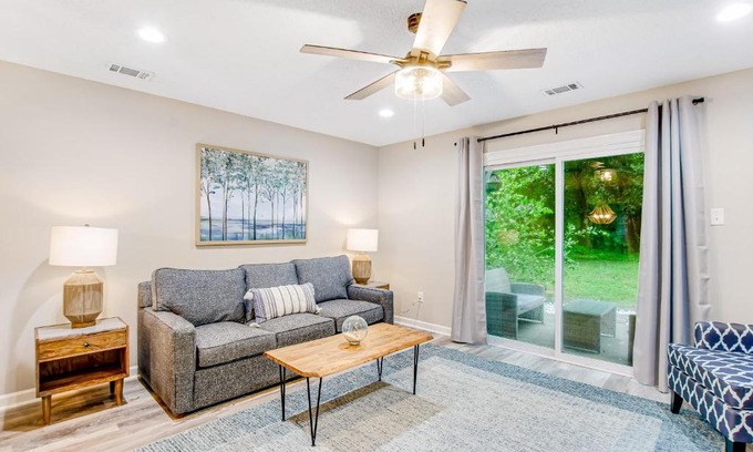 Savannah House | The Wilmington Condos Island
