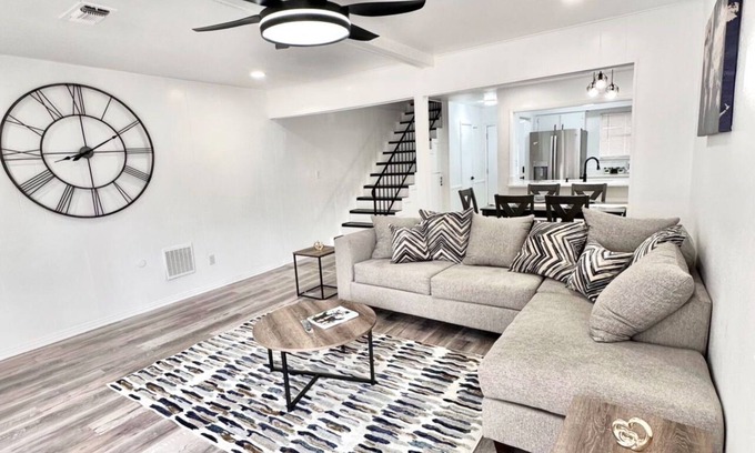West Arlington House | The Wood & Iron/Three-Point