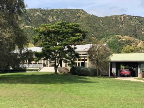 Tata Beach House | The Woolshed Estate at Tata Beach