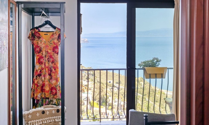 Taormina Apartment | The Yellow House Taormina