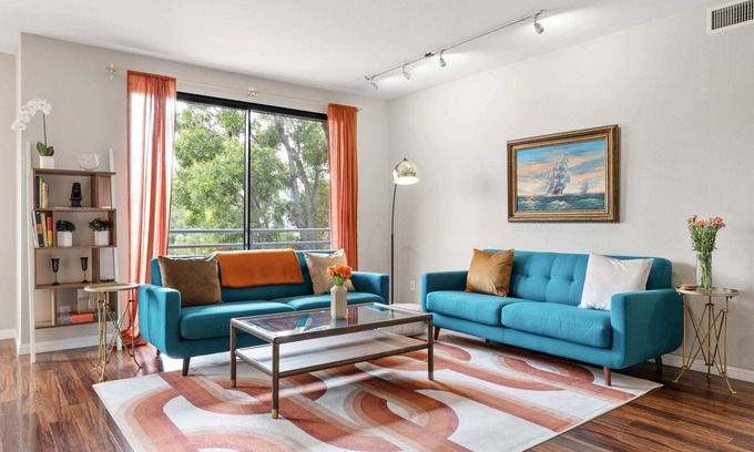 Sawtelle Condo | The Zen Two-Bedroom Den