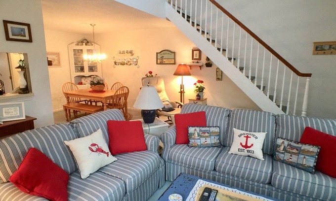 Brewster Condo | This B-Style Billington Village townhouse has access to Golf and Pool. (Fees Apply)