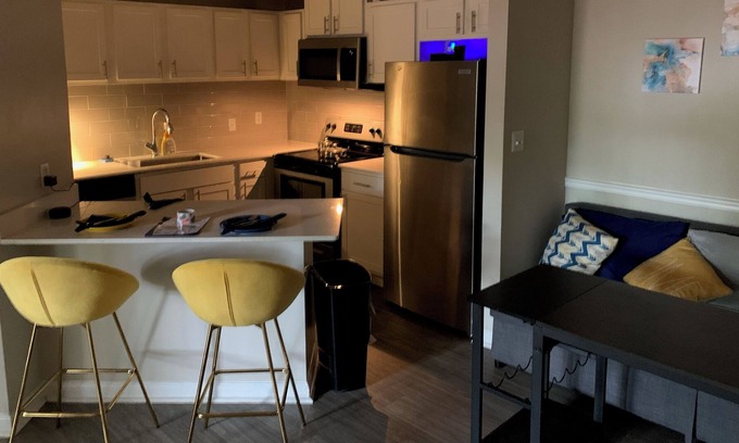 Loring Heights Apartment | This Business Executive Suite Is within walking distance of Atlantic Station.