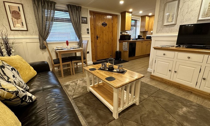 Llanddowror Cottage | This charming retreat offers a cosy and comfortable base for couples