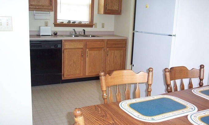 Ocean Park Cottage | This charming, OCEAN PARK, coastal property is just steps away from the sandy beach!