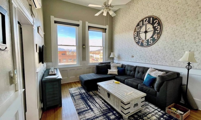 Salida Condo | This condominium is a 1 bedroom(s), 1 bathrooms, located in Salida, CO.