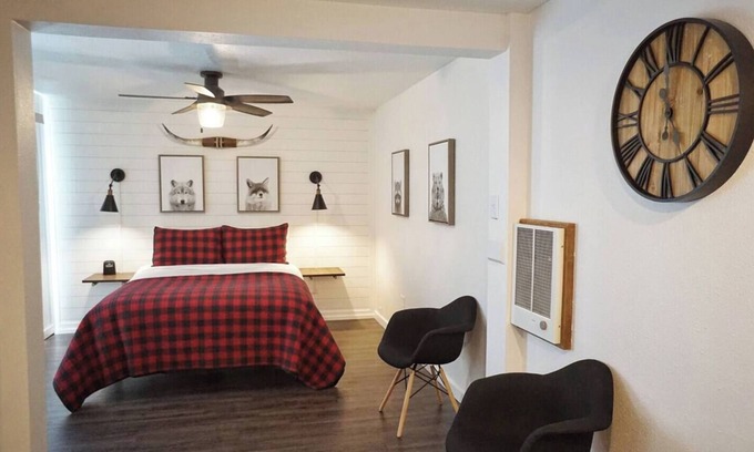 Shaver Lake Apartment | This fourplex is a 1 bedroom(s), 1 bathrooms, located in Shaver Lake, CA.