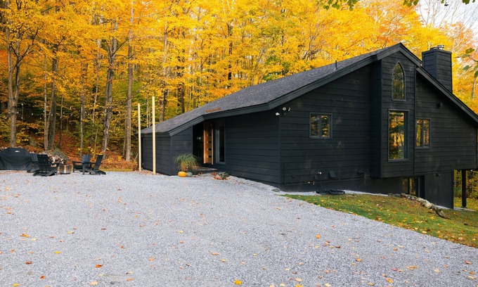 Killington House | This house is a 4 bedroom(s), 2 bathrooms, located in Killington, VT.