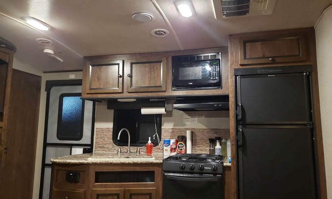 Pembroke Pines House | This is a brand new rv/home equipped all amenities you needs. Beaches casinos