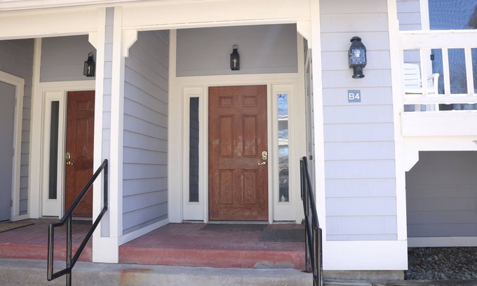 Chautauqua Condo | This is a timeshare condominium complex located on the northern end of Chautauqua Institution at 20 Elm Lane.