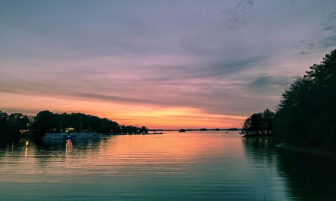 Dawsonville Cottage | This Must Be the Place! Lake Lanier