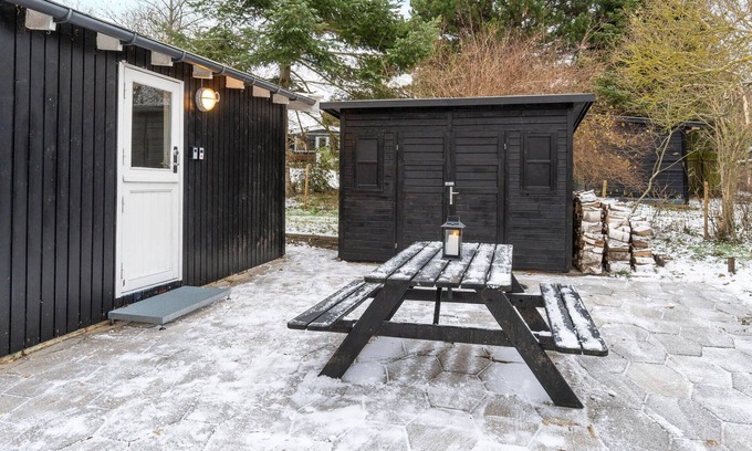 Kulhuse House | This pleasant vacation home awaits you in the heart of Kulhuse for a break from everyday life.