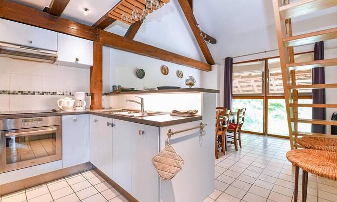 Sand House | This recently renovated house half opens onto a courtyard that you share with the owner.