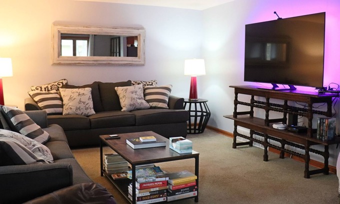 East Aurora House | This single-family ranch, located in the heart of historic East Aurora.