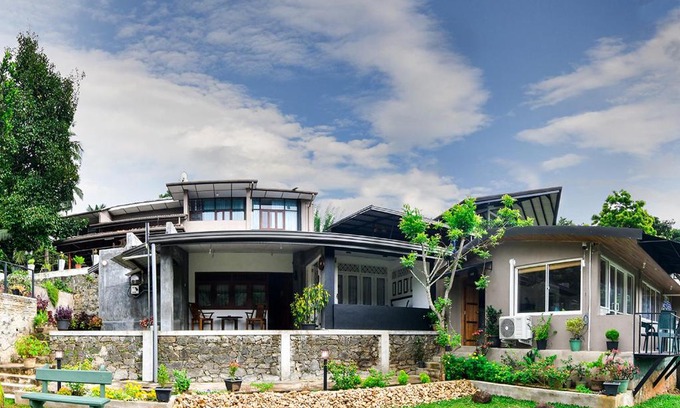 Harispattuwa Bed & Breakfast | Thotupola Residence