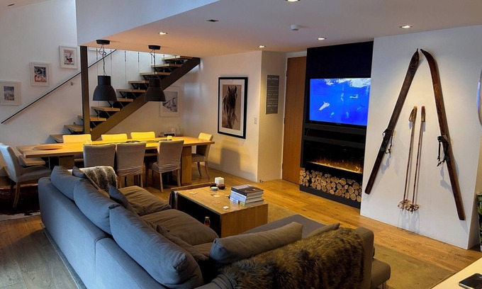 Thredbo Apartment | Thredbo Penthouse Aprmt (suitable for 2 families)