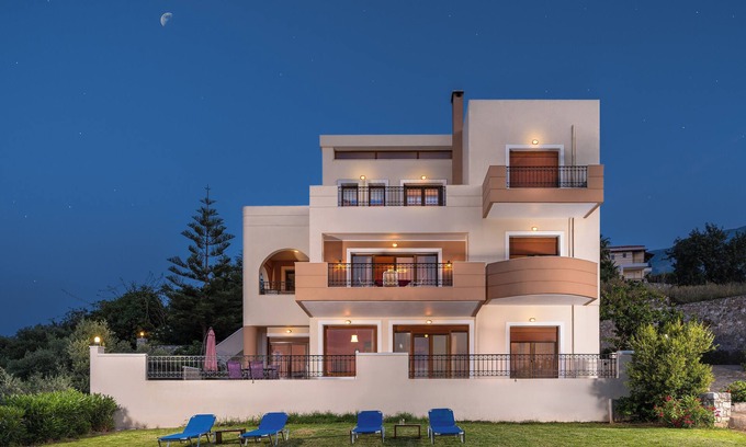 Filaki Apartment | Three-Bedroom Apartment with amazing sea view