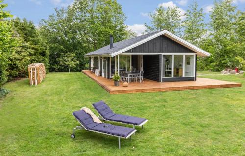 Grenaa House | Three-Bedroom Holiday Home In Grenaa