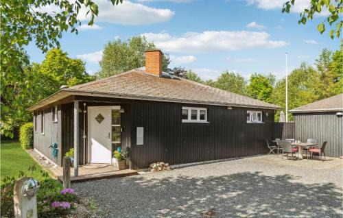 Grenaa House | Three-Bedroom Holiday Home In Grenaa