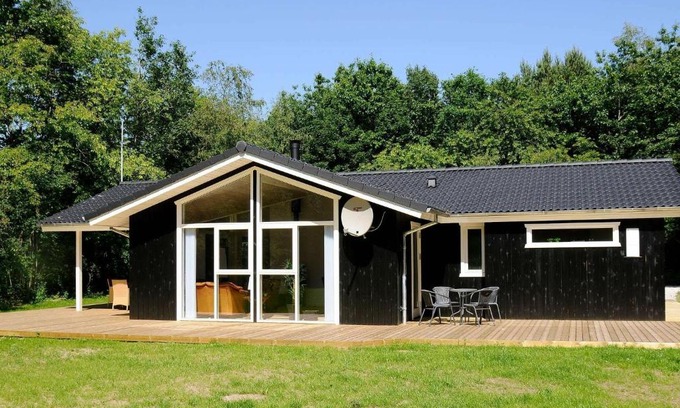 Ans House | Three-Bedroom Holiday home in Ans By 3