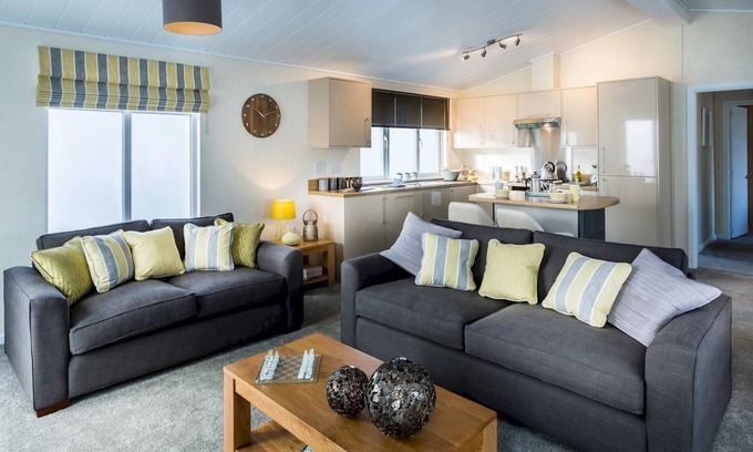 King's Lynn Apartment | Three Bedroom Lodge 10