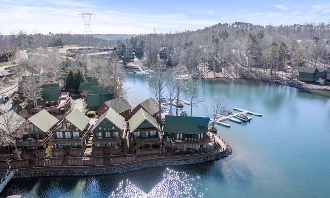Six Mile Ski Chalet | THREE-LEVEL LAKEFRONT DESIGNER CHALET: ONLY 9 MILES FROM CLEMSON!
