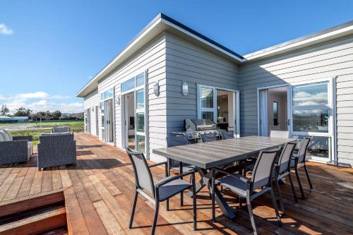Martinborough Villa | Three on Wilson