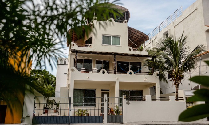Puerto Morelos Villa | Three peaceful charming apartments walking distance to town