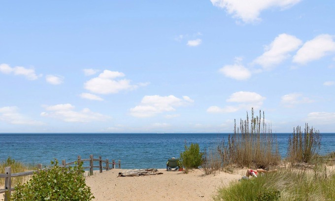 Empire House | Three Pines Hideaway