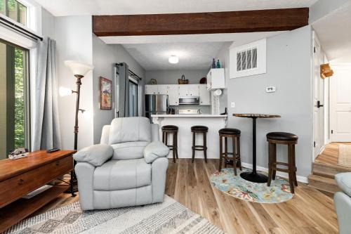 Chestnut Springs House | Three Ridges 64 With Wintergreen Advantage