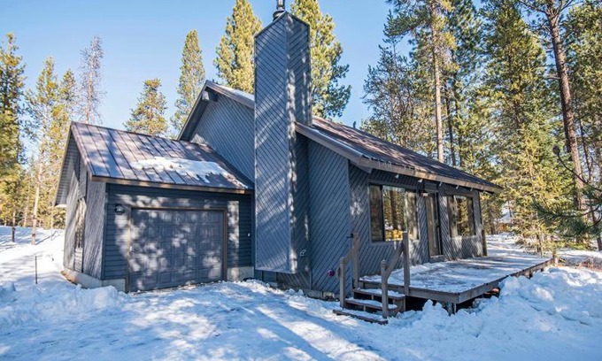 Three Rivers House | Three Rivers Basecamp - Meredith Lodging
