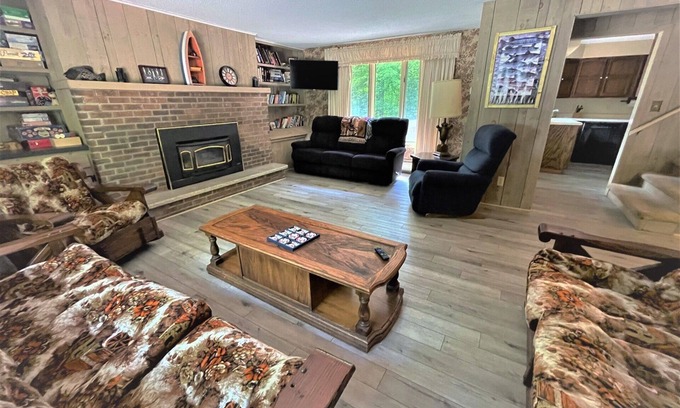 Butternut Cabin | Thunderhead Lodge ~ Main House | 3 Bed, 2 Bath