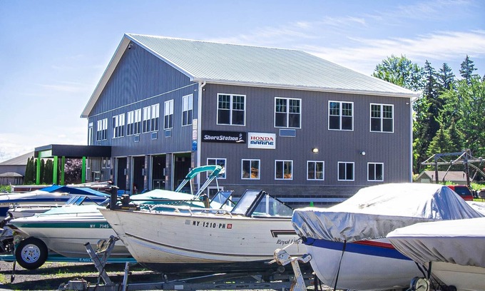 Sodus Point House | Tidesides Marine Bay house rentals