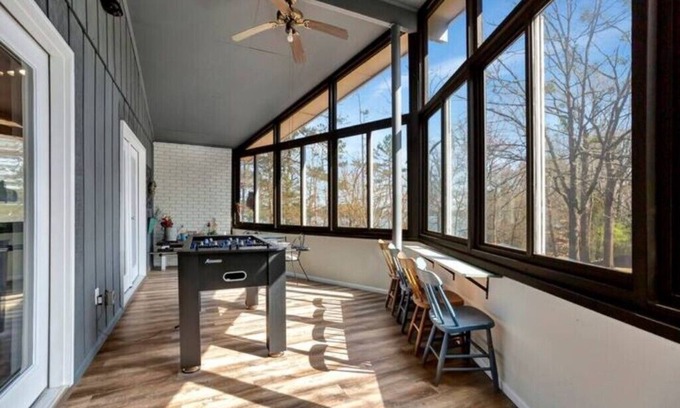 Townville House | Tiger Pause on Lake Hartwell & Covered Slip Dock