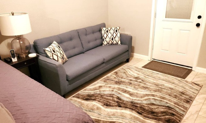 Carrabelle Apartment | TigerMinnow @ Cole's Lodge