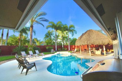 Port Saint Lucie House | Tiki Place
