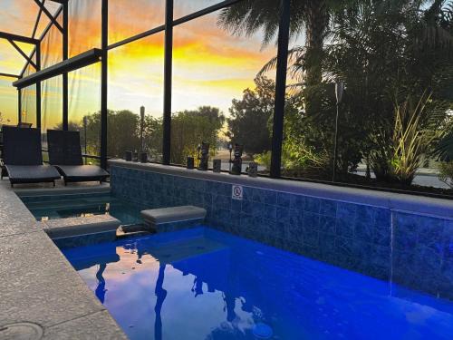 Sunset Pointe House | TikiTiki walk/ride 2 Lake Sumter *Pool & Hot Tub*