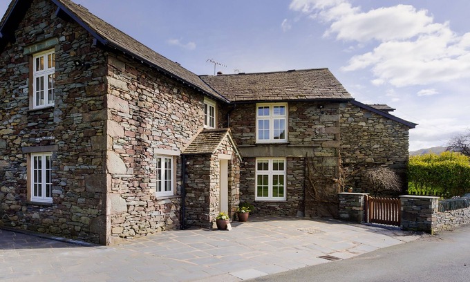 Grasmere Cottage | TILLY'S COTTAGE, family friendly, with open fire in Grasmere