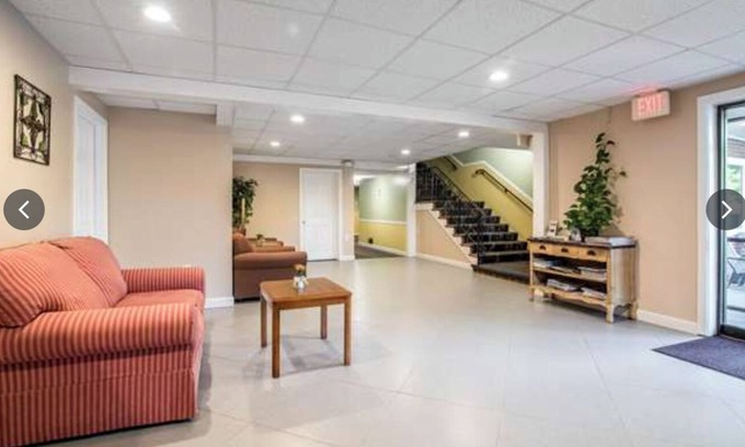 Lochmere Hotel | Tilton Lodge Inn and Suites