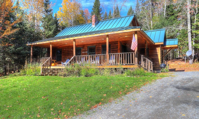 Rangeley House | Timber Lodge 4 Bedroom/2 Bath home - great for snowmobiling and short drive to Saddleback Mountain!