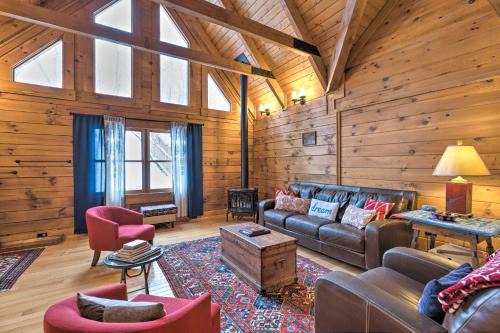 Massanutten House | Timber Lodge - Adventure Awaits, Comfort Calls