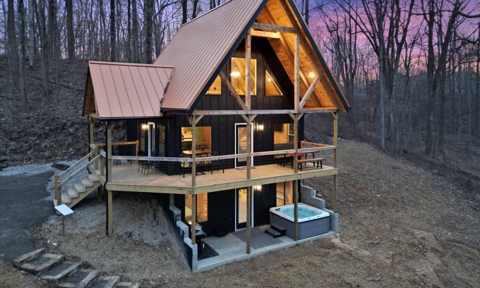 Creola Cabin | Timberline Retreat | Hocking Hills