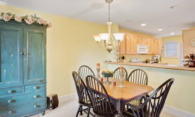 Foscoe Resort | Timbers G-1- Mountain Condo, Gated Resort, Indoor/Outdoor Pools and Hot Tub, Fitness Area, Fishin.