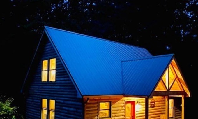Rogers Cabin | Timberview Cabin | RRG-LUX | hot tub