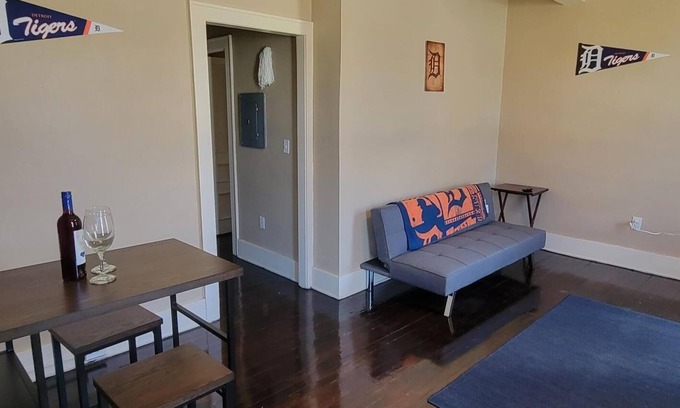 Bay City Apartment | Timeless "Tigers" #16, Great Location!