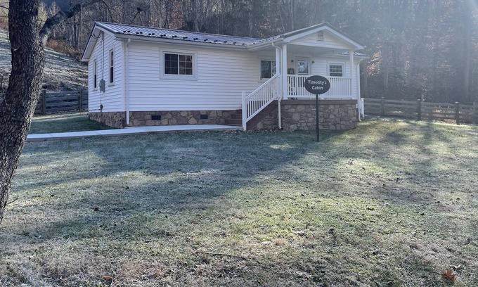 Clifford House | Timothy’s Cabin