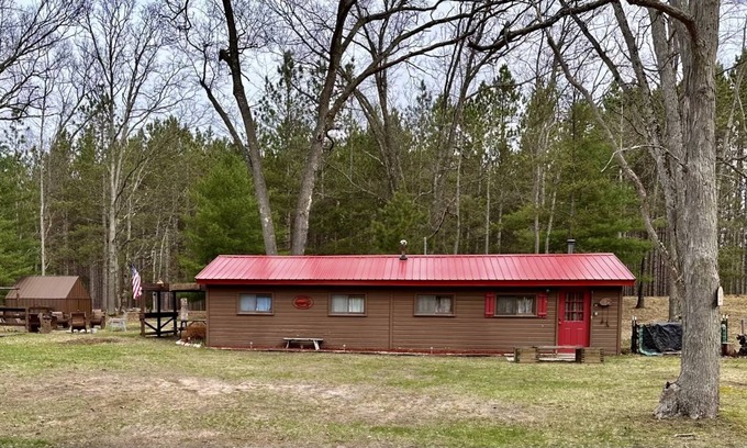 Irons Cabin | Tin-Fish Cabin